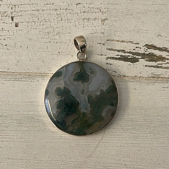 Jewelry - Large Round Moss Agate Silver Pendant.